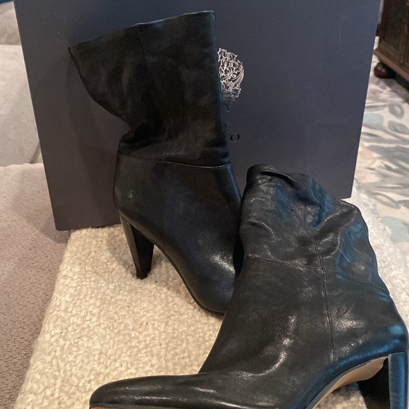 Vince Camuto ankle boots - Picture 4 of 5